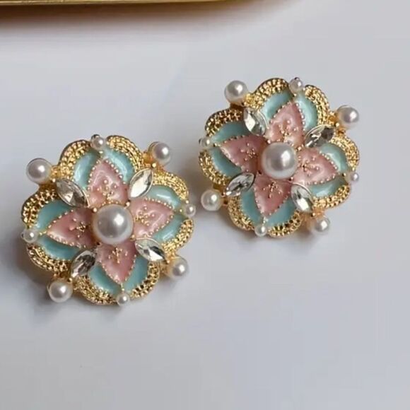 Vintage style earrings N784 - Picture 1 of 4